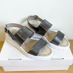 (New) Taryn Rose Sandals